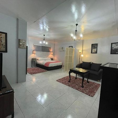 Sunbloom Beachfront Hotel And Restaurant Zambales Sinabacan Bagian luar foto