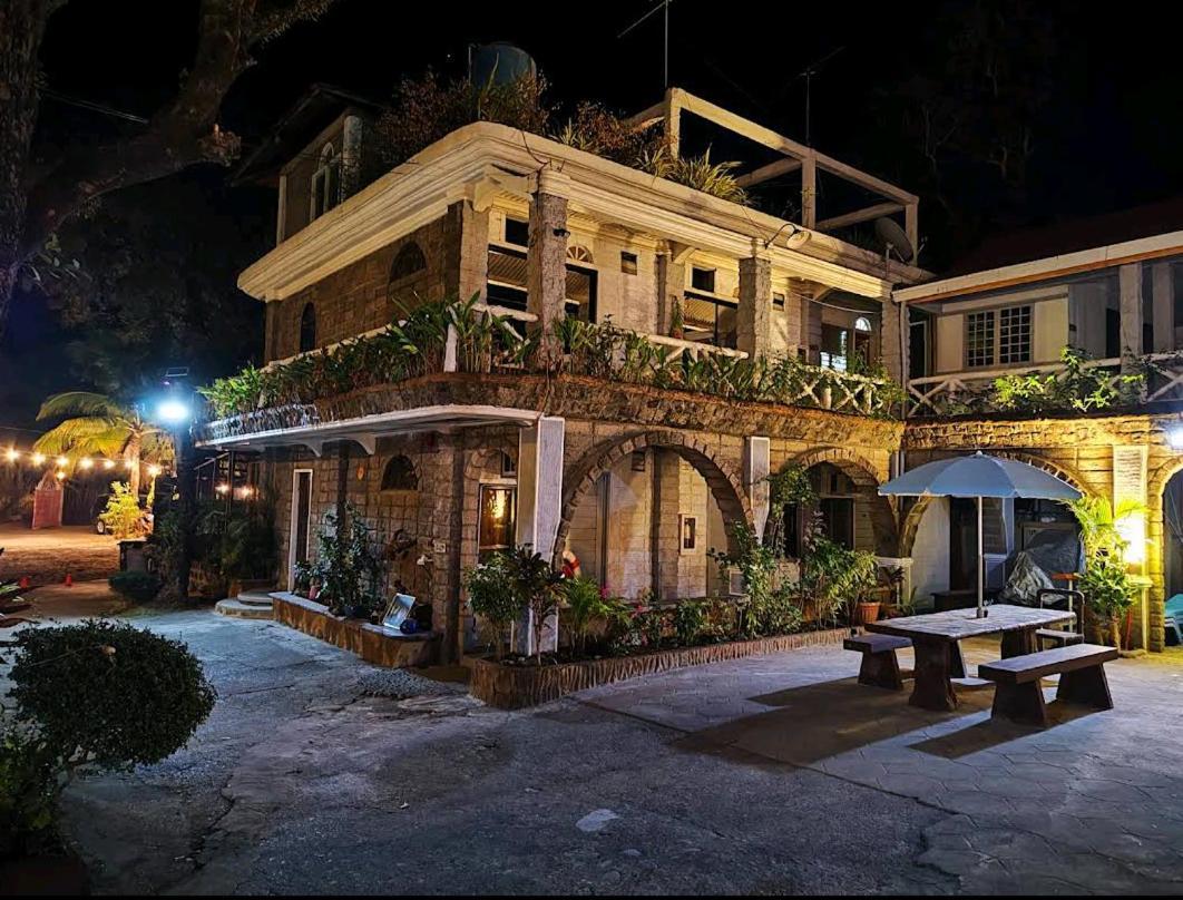 Sunbloom Beachfront Hotel And Restaurant Zambales Sinabacan Bagian luar foto