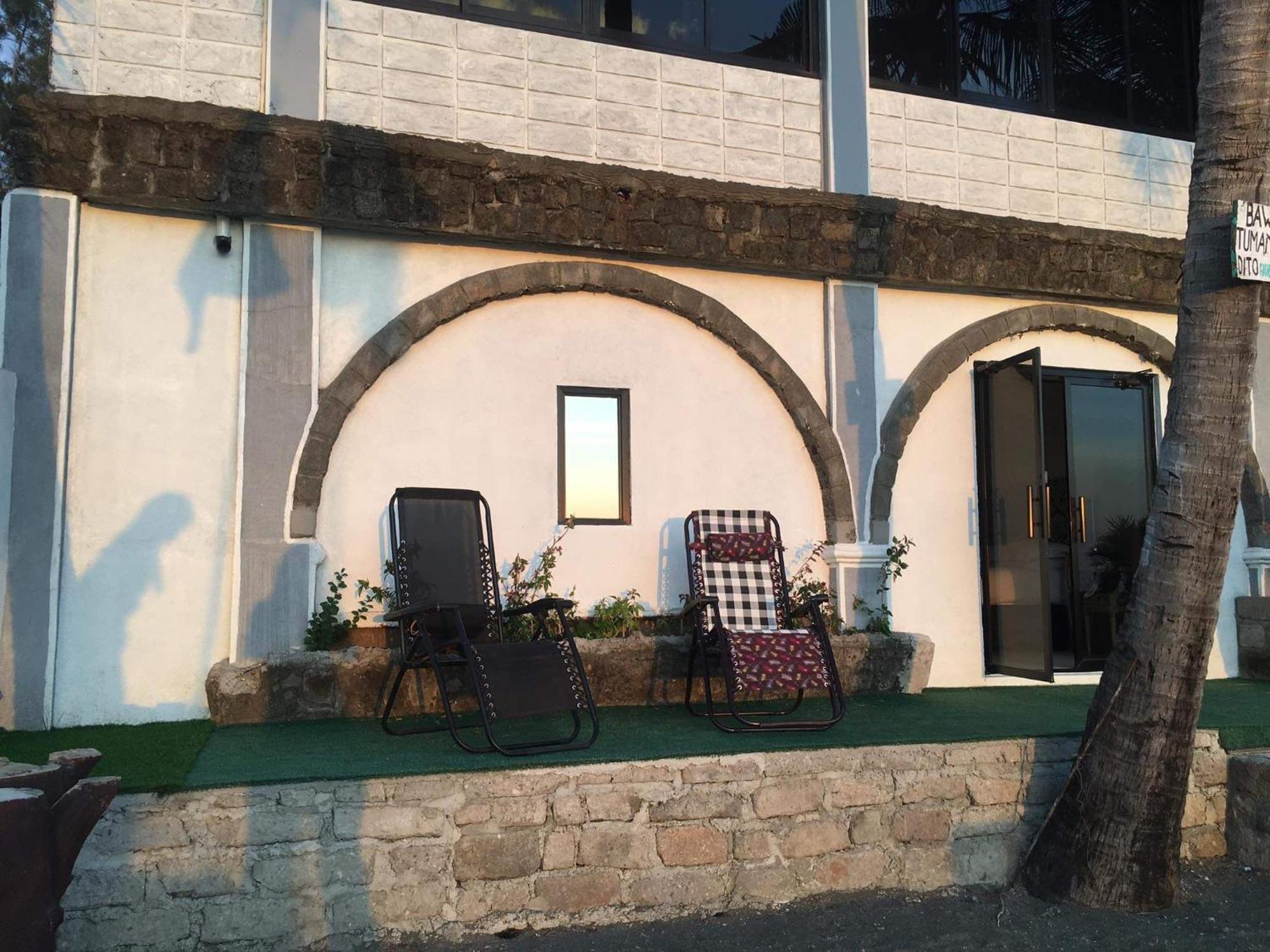Sunbloom Beachfront Hotel And Restaurant Zambales Sinabacan Ruang foto